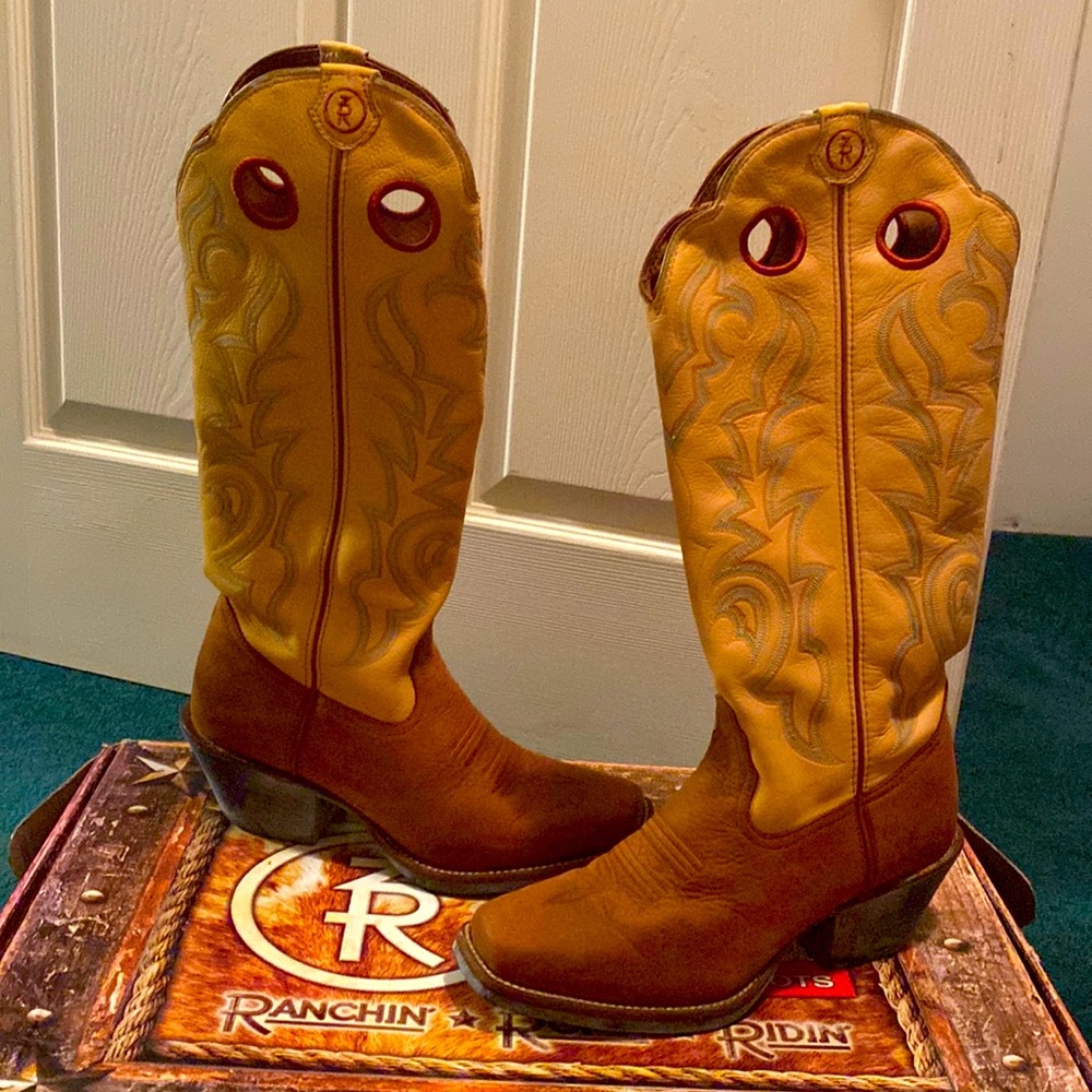Ready to Boot scooting boogie???